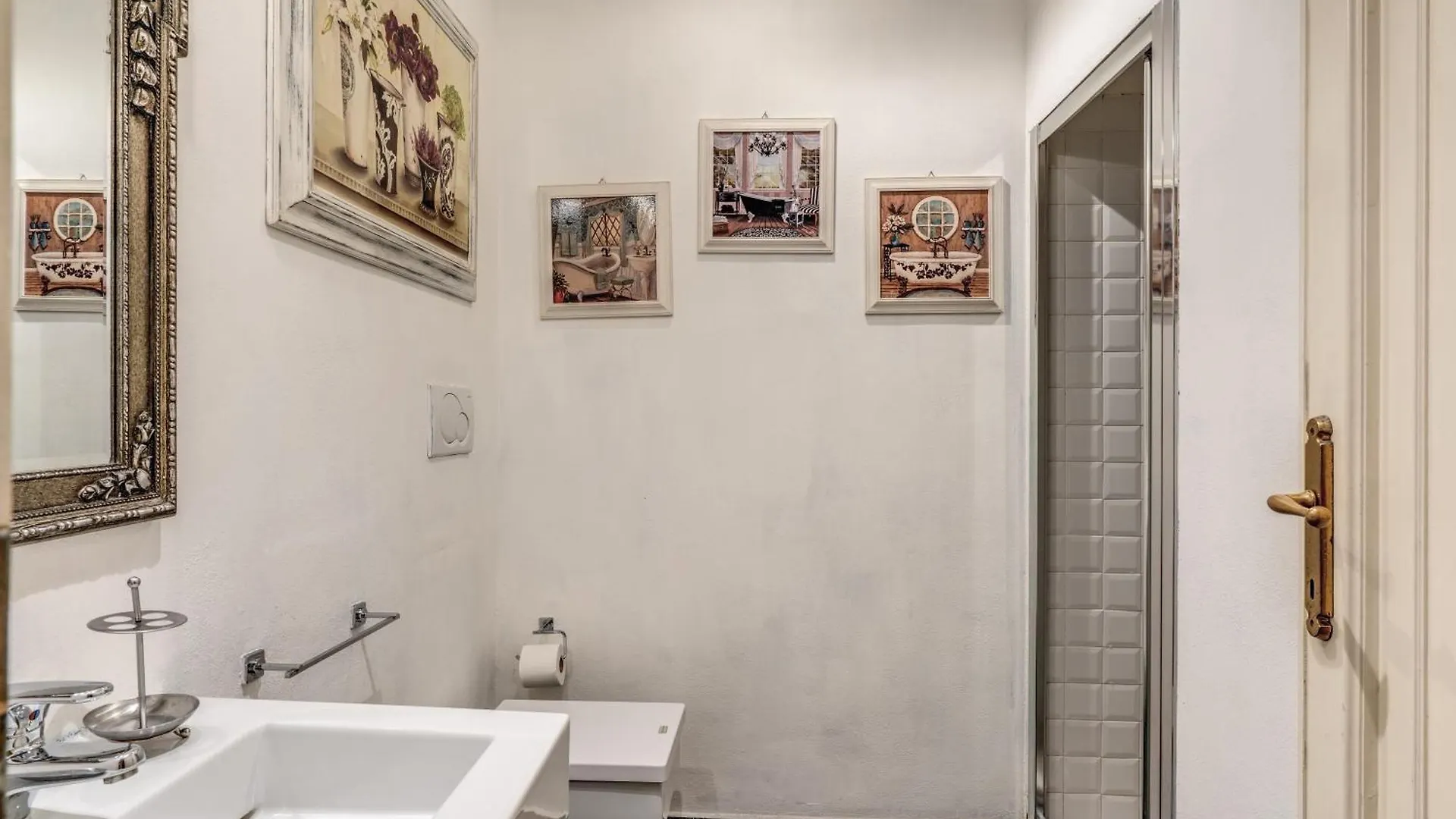 Casa Vacanze Crispi Little 1 Rome Apartment