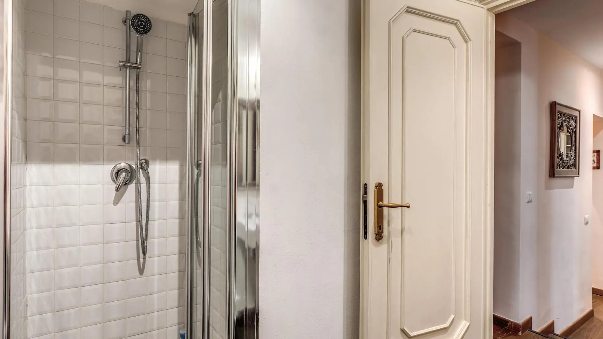 Casa Vacanze Crispi Little 1 Roma 0*,  Italia